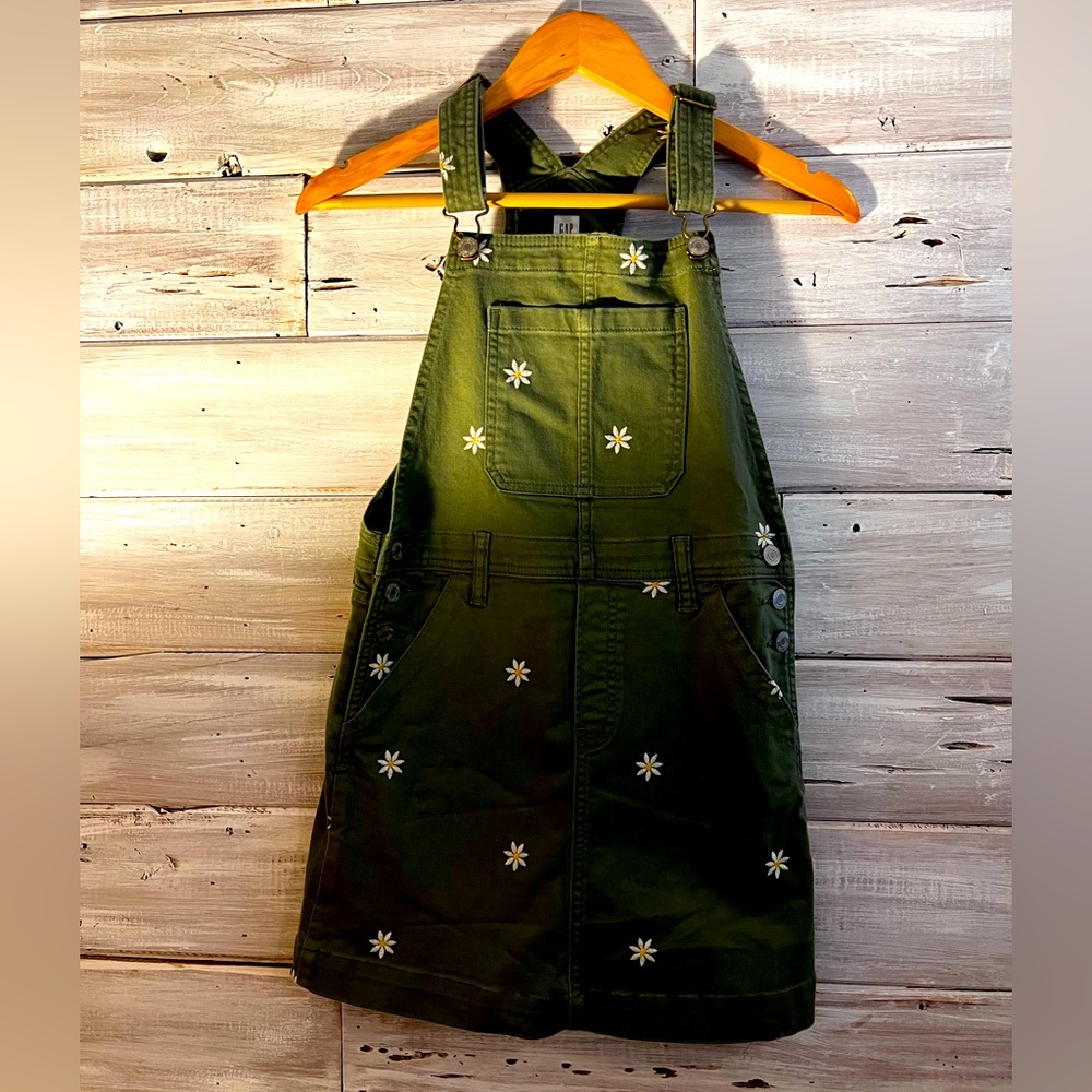 GAP dress